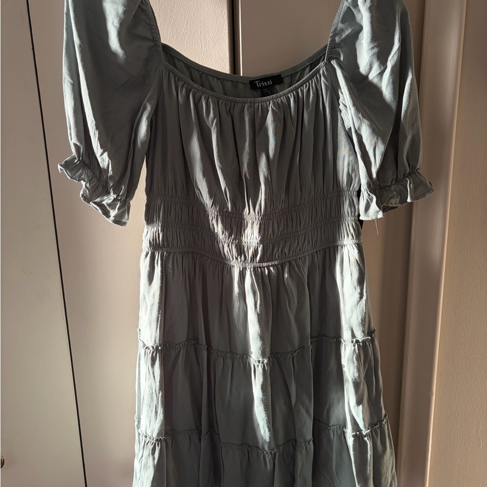 Trixxi Sage Green Square Neck Puff Sleeve Midi Dress
